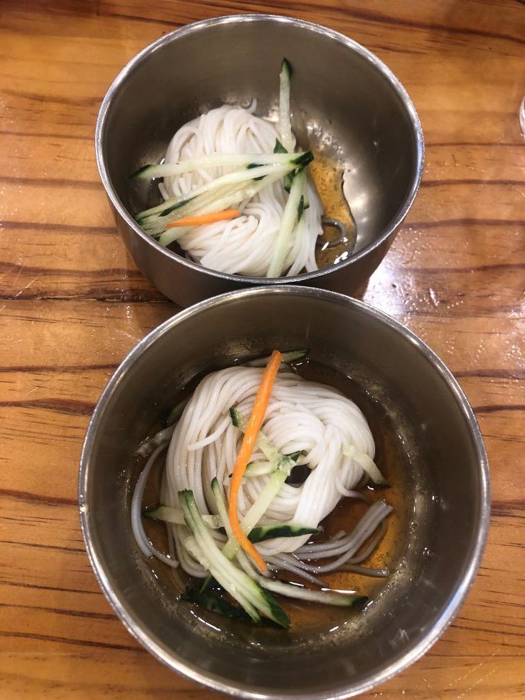 부산족발-냉채국수