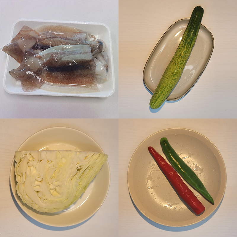 물오징어 2마리, 오이 1개, 양배추 1토막, 청양고추 1개, 홍고추 1개
