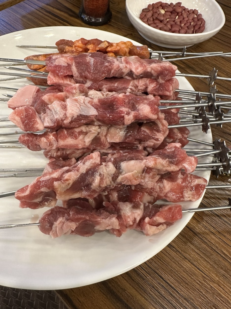 훈춘양꼬치 이미지