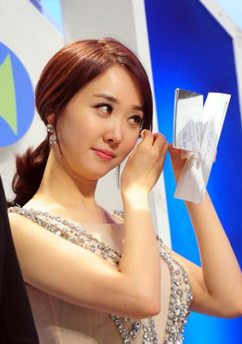  축구선수 박지성 선수와 결혼한 김민지 아나운서