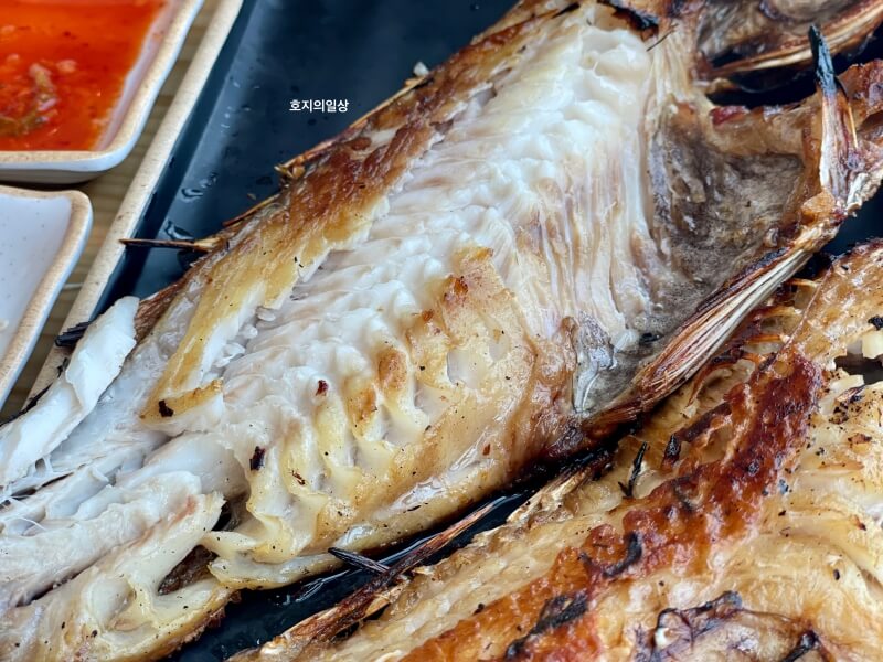 화성 봉담 생선구이 맛집 자연그리고어반 - 열기 살