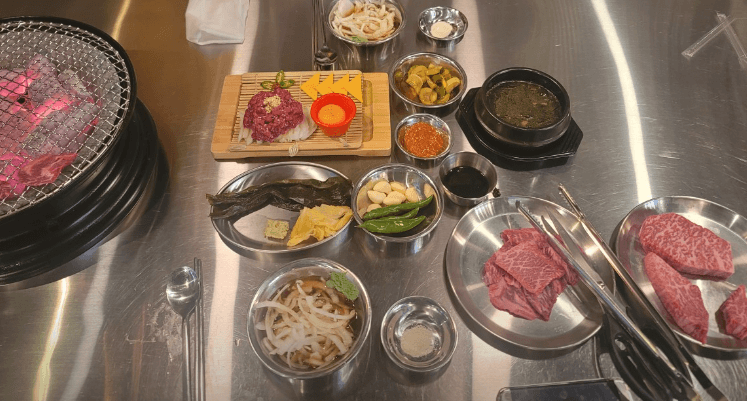 83 비프 음식사진