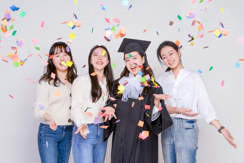 우정 짤 포즈랑 콘셉트 신경 쓰지 마세요! 광주우정사진스튜디오 4