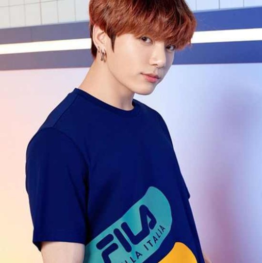  방탄소년단 정국, 빛이나는 꽃미모 '체대오빠 매력에 흠뻑'