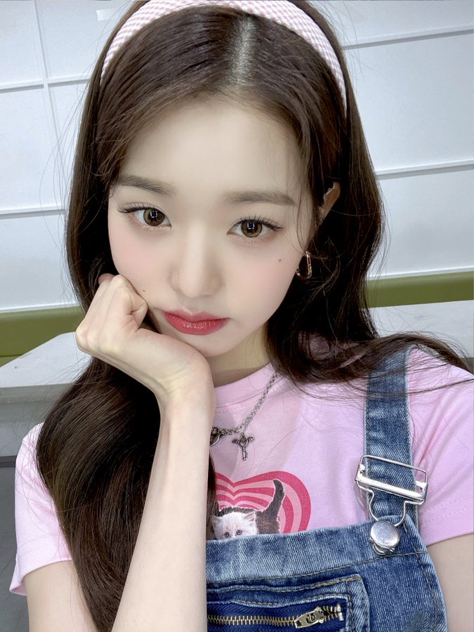 아이브짤 아이브배경화면 짱이브 아이브공식트위터짤 아이브짤모음 유진가을레이원영리즈이서 IVE MEMES - undefined - IVENING 원영이와 이서의 출국 전날 밤 아이브짤 아이브배경화면 짱이브 아이브공식트위터짤 아이브짤모음 유진가을레이원영리즈이서 IVE MEMES - undefined - IVENING 원영이와 이서의 출국 전날 밤