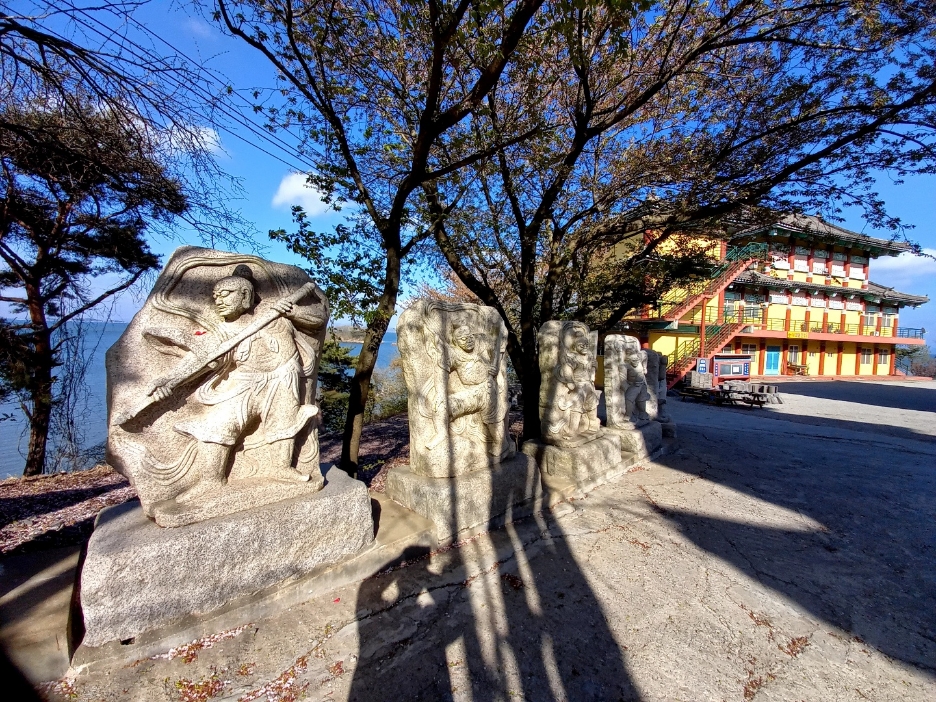 img.jpg