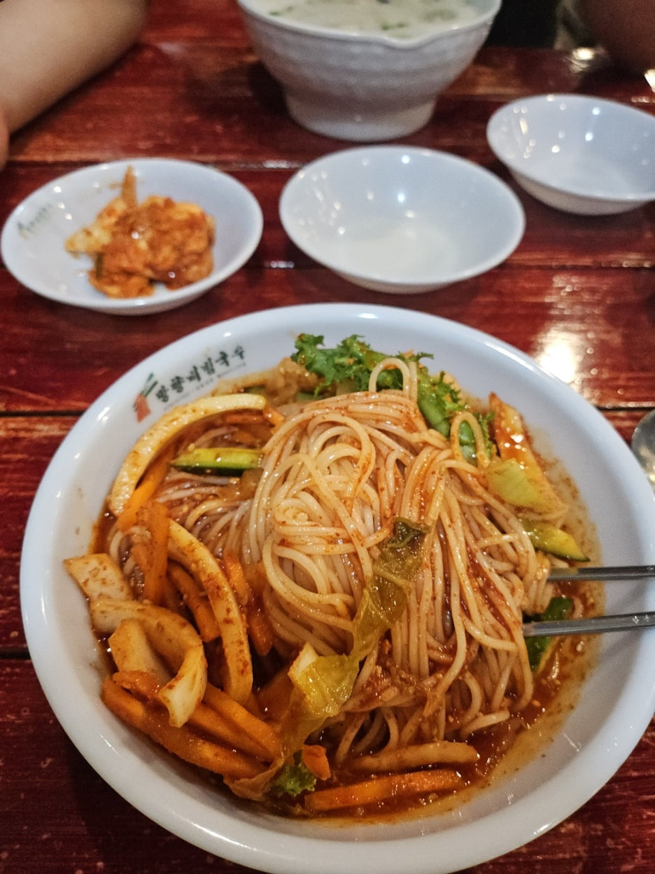 망향비빔국수 이미지