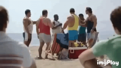 여러사람들과-프로틴을-마시는-모습