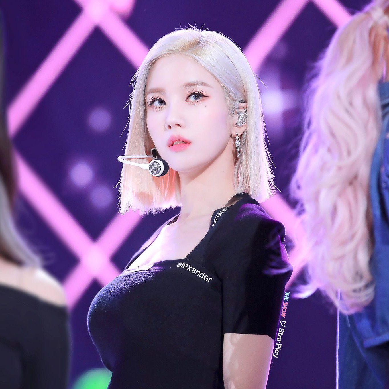 권은비 나이 키 몸매 글래머 프로필 학력 과거 성형 활동 인스타그램 권은비 나이 키 몸매 글래머 프로필 학력 과거 성형 활동 인스타그램