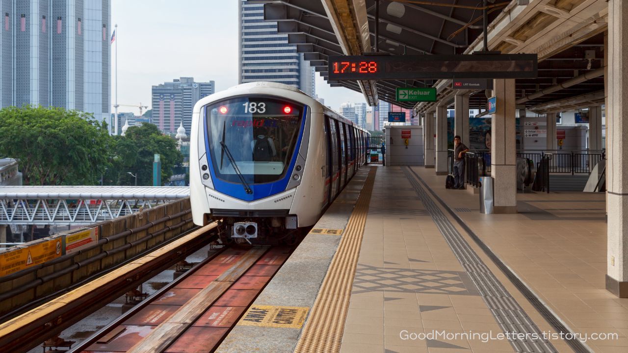 쿠알라룸푸르의 당왕이 LRT 역