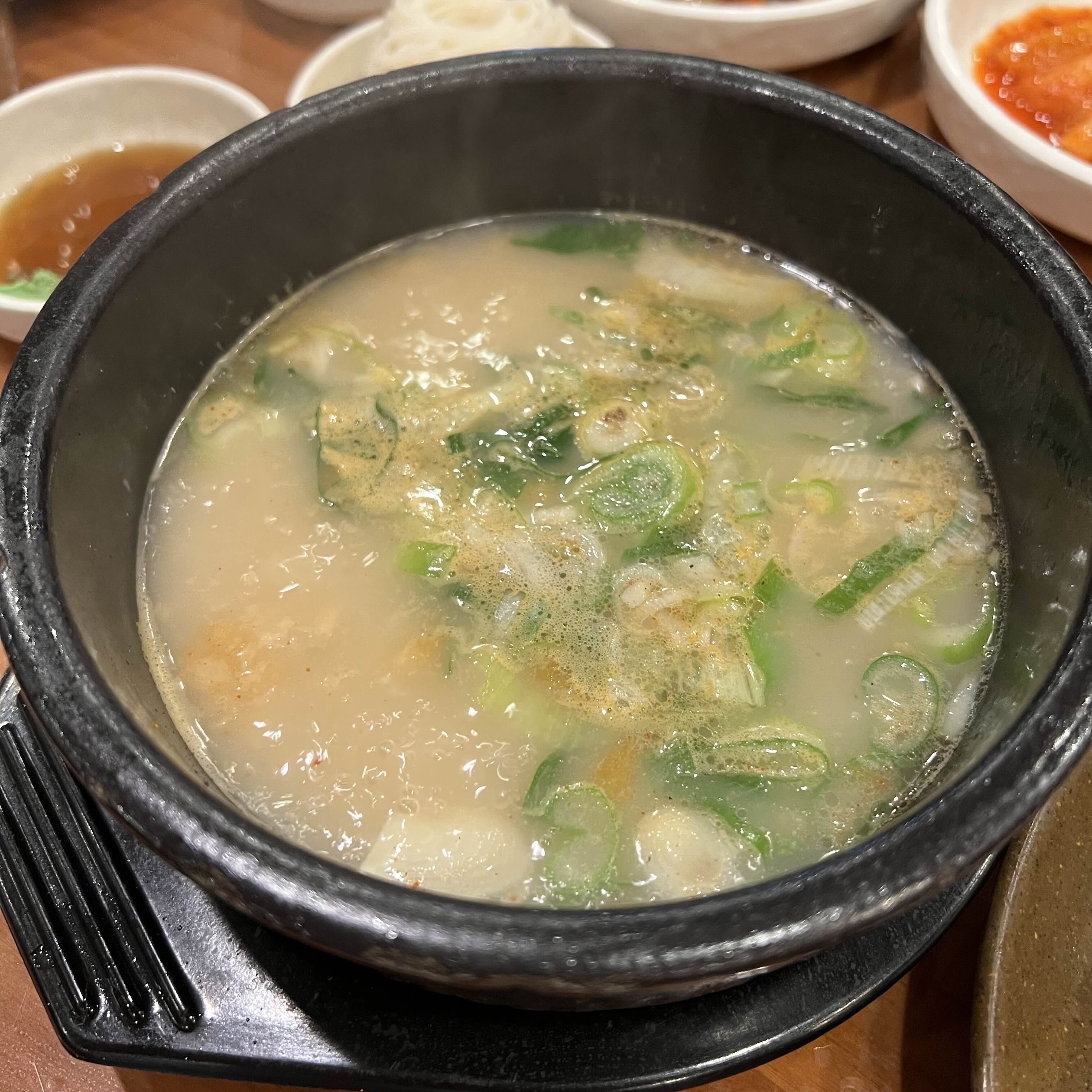 목촌돼지국밥 온천점 사진 2
