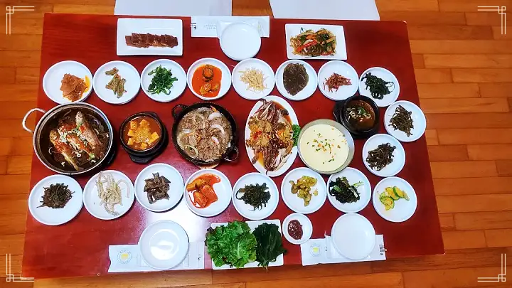 식객 허영만 백반기행 김용림 편 간장게장 갈비찜 24첩 시골밥상 한옥마을 한정식 김포 맛집 소개