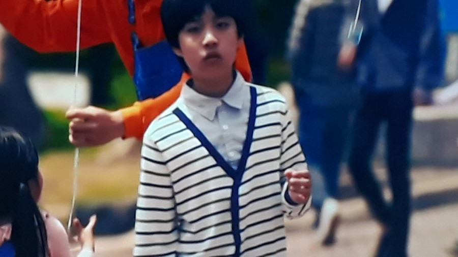 침입자(2019) 미스터리 공포 스릴러 한국영화 102분 감독 송원평 출연 송지효 김무열 예수정 최상훈 서희정 4