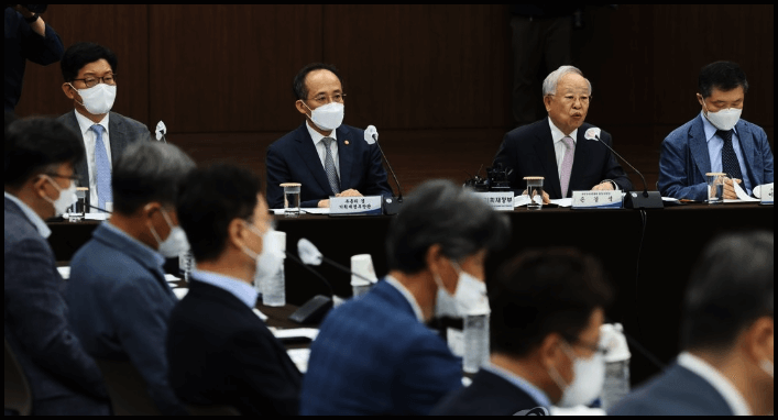  15년만에 소득세 개편, 직장인 소득세 최대 80만원 준다