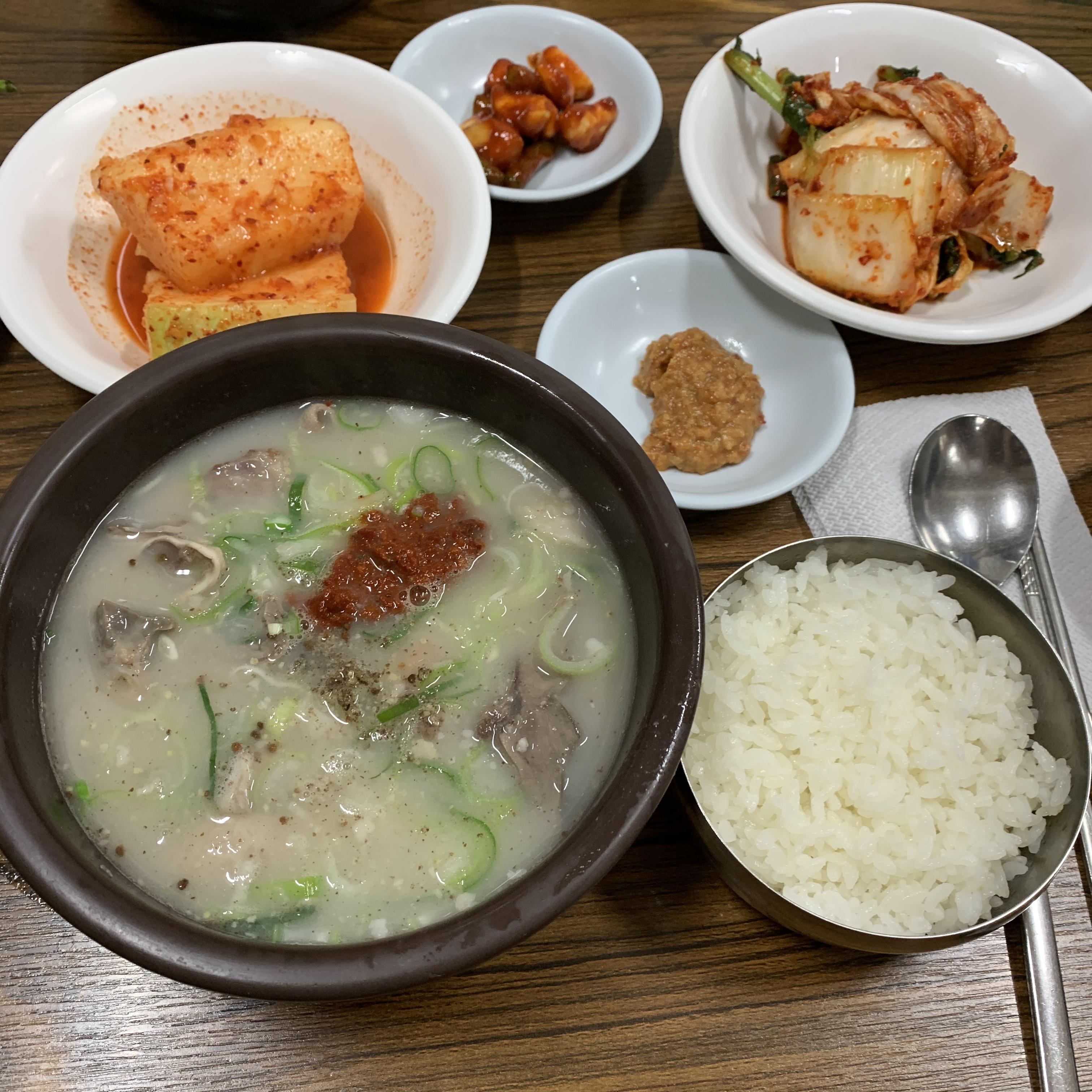  [을지로 맛집] 수요미식회,최자로드에 나온 순대가 유명한 '산수갑산' (대창순대 도전 실패 후기....)