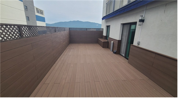  [합성목재/합성데크] 아파트테라스에 데크시공