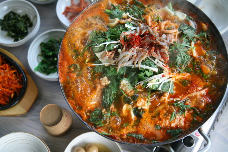  굿모닝 대한민국 쏘가리 매운탕 맛집 위치 예약 가격 정보 충북 단양