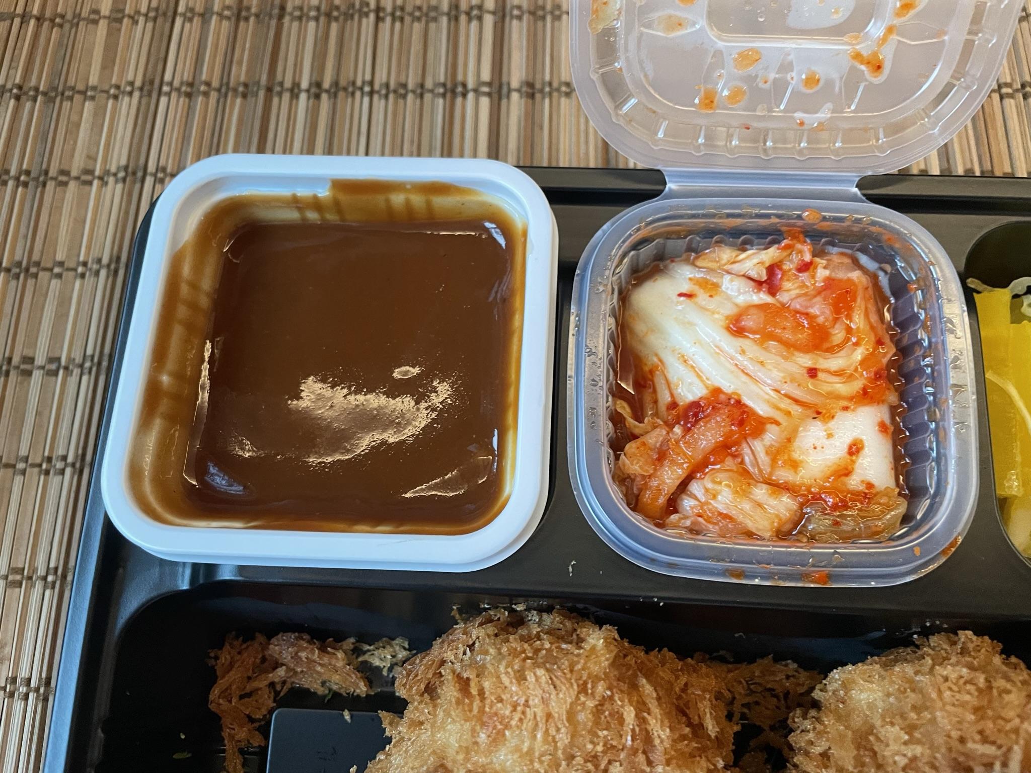 흑카츠 치즈롤카츠