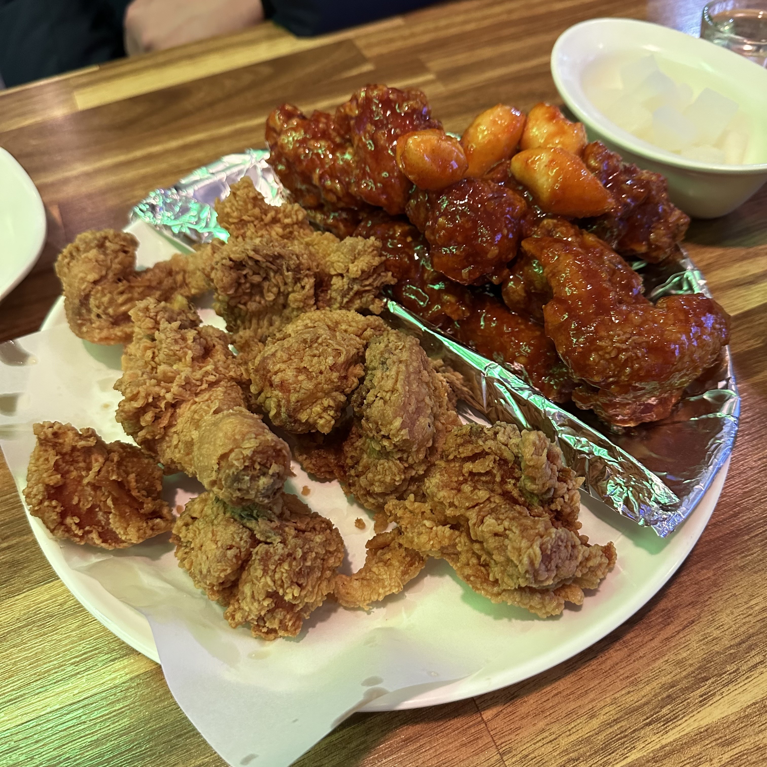 뚱스치킨 이미지