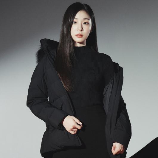 뉴발란스 연아다운 WOMEN 슬림핏 미디 구스 다운