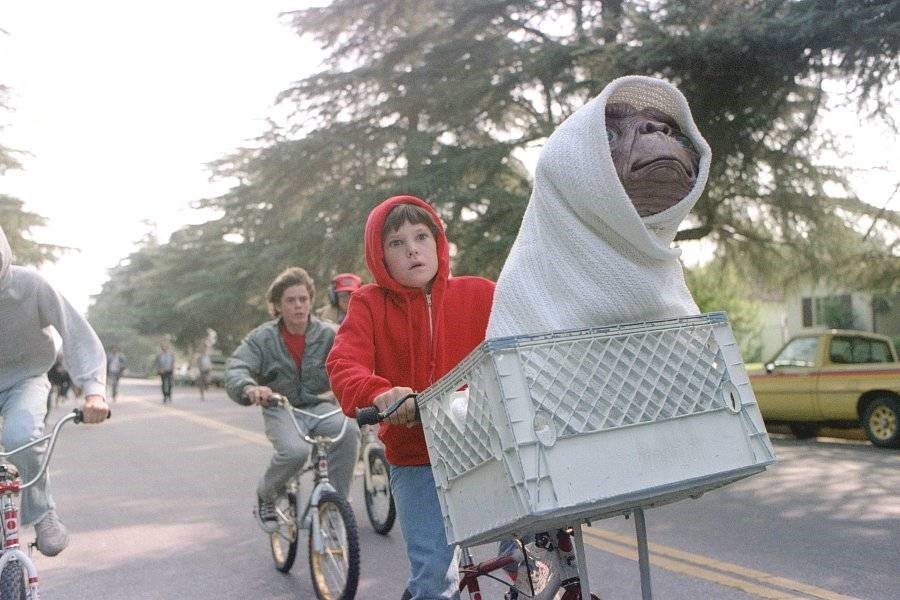  <이티 E.T.> 스토리 개요와 당대의 특수효과