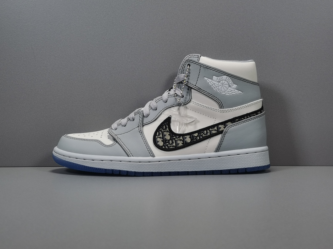  [DIOR x NIKE] 2차수정 디올 X 나이키 에어 조던1 레트로 하이 OG CN8607-002