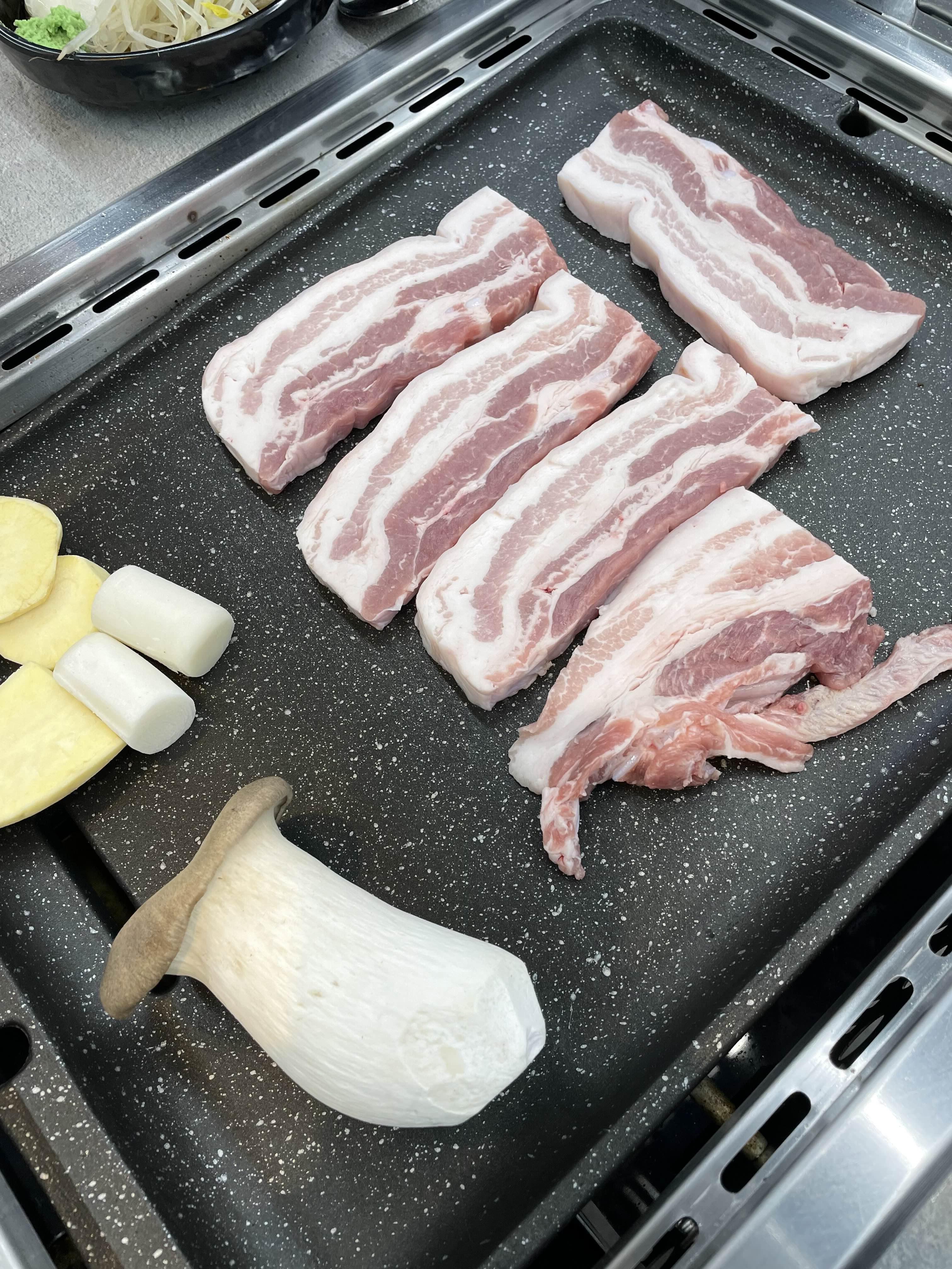  부산 장림 생고기맛집 "문현생고기" 확장오픈을 했는데도 여전한 웨이팅!