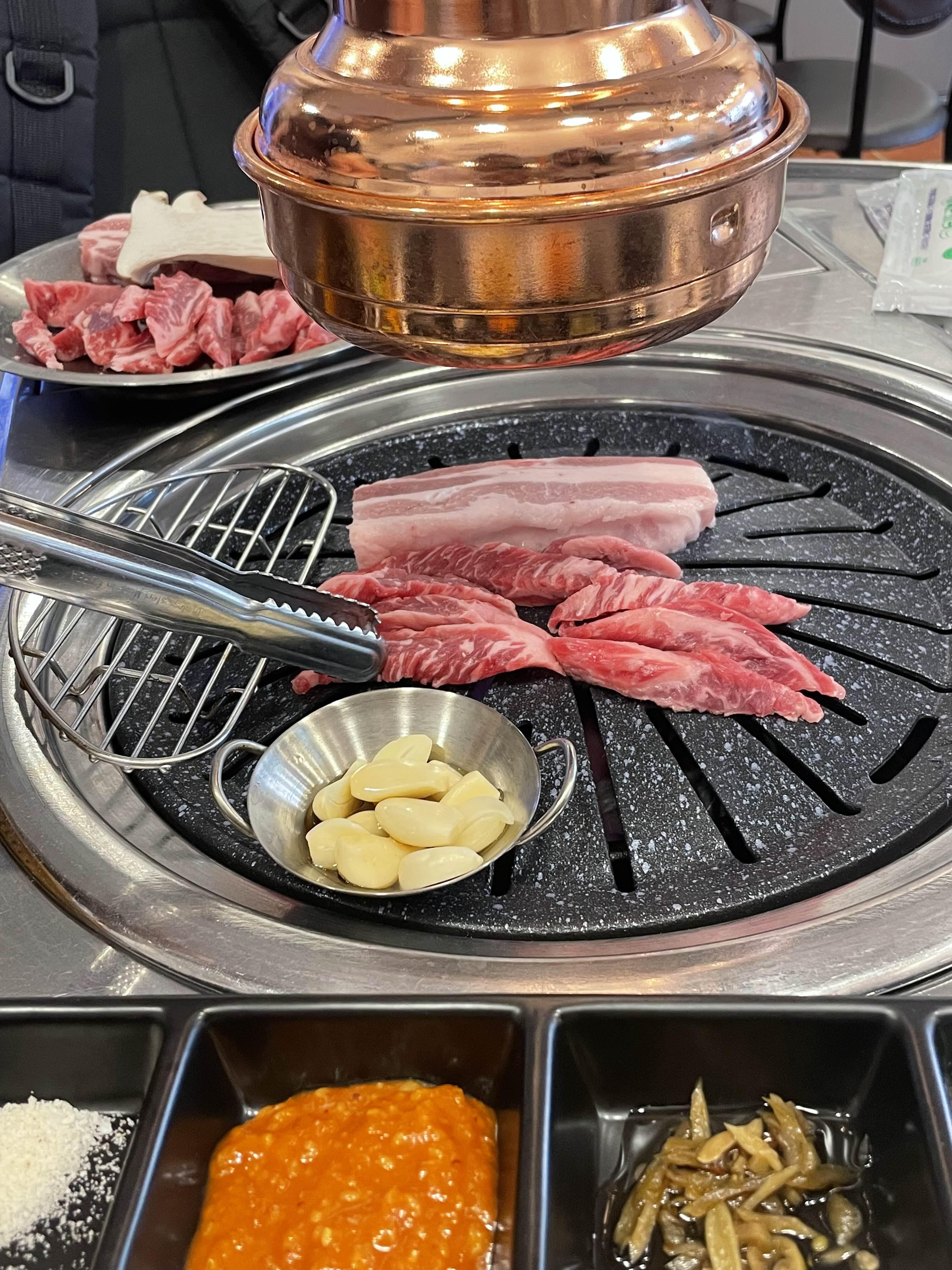 강변숯불구이 이미지