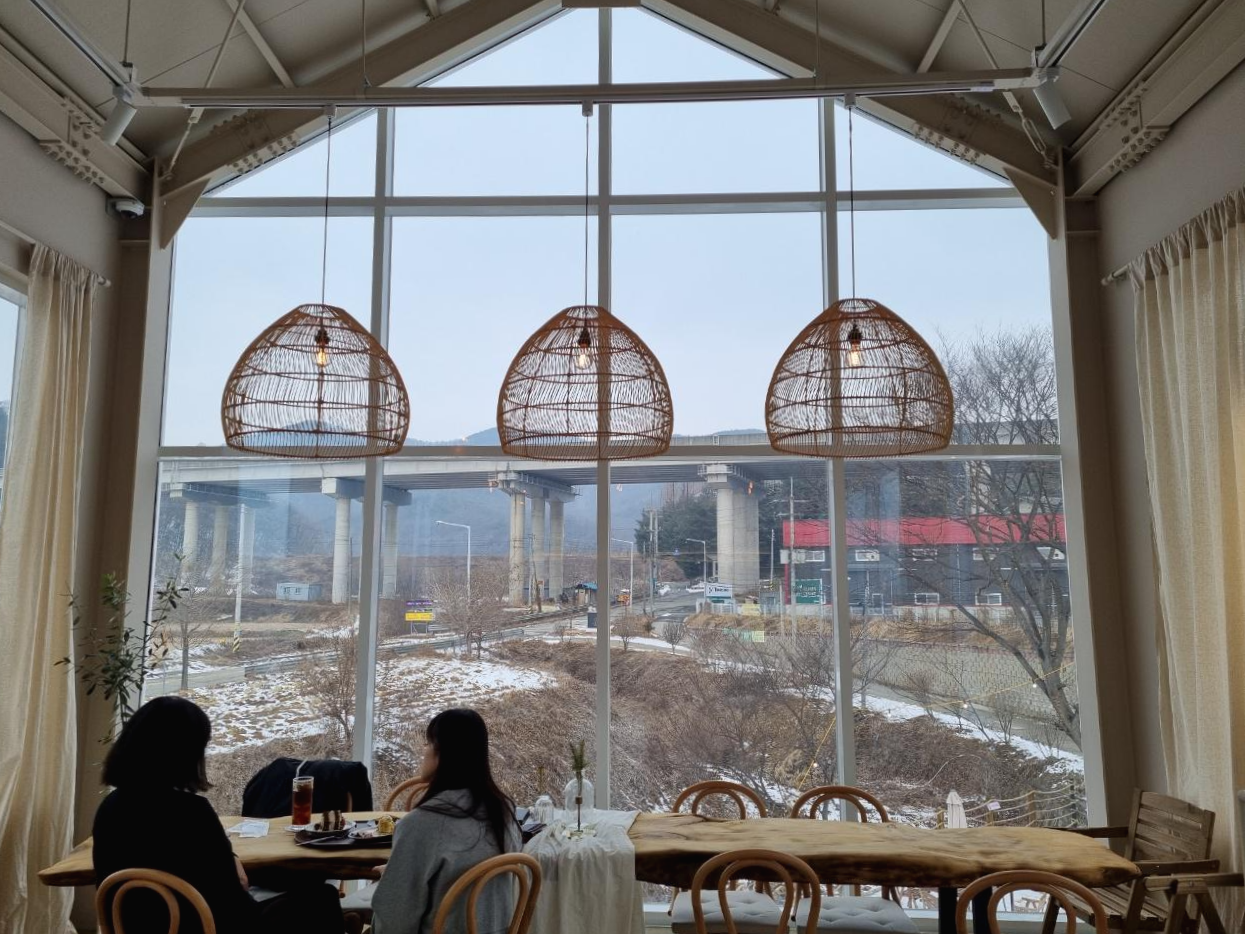  인스타그램 감성이 가득한 안성 디저트 맛집 카페, 스윗포터리!(안성 가볼만한곳)