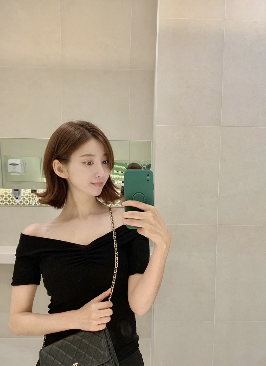 아이폰Xs 보호하는 실리콘 폰케이스로 3