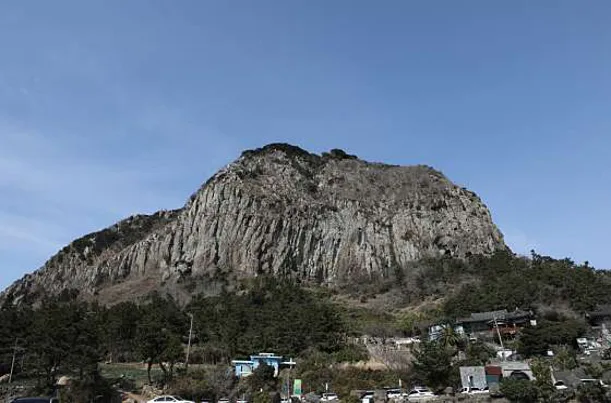 산방산