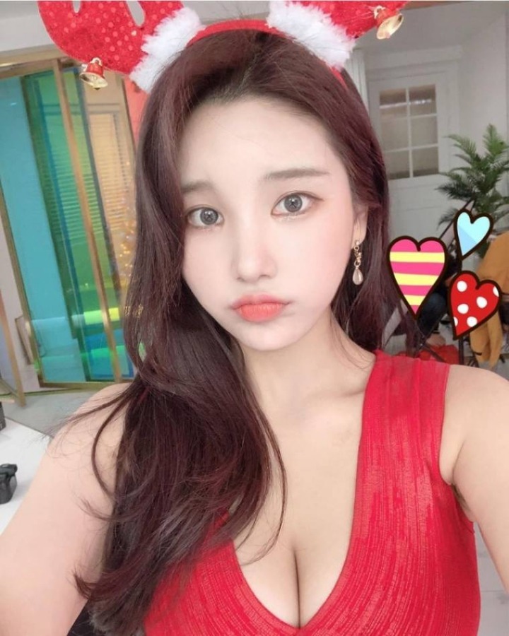  아름다운 모델 다슬  오피스룩