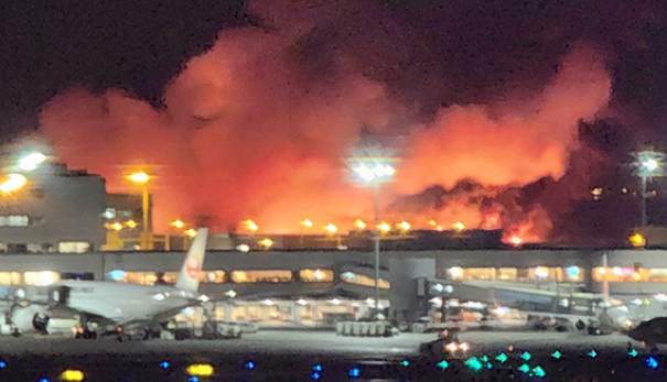 하네다-공항-비행기-화재