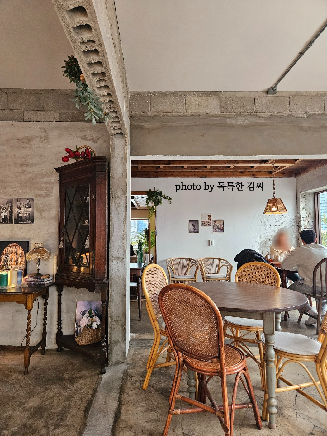 빈티지 감성 진해 속천 카페 그라시아스마드레 바다 추천