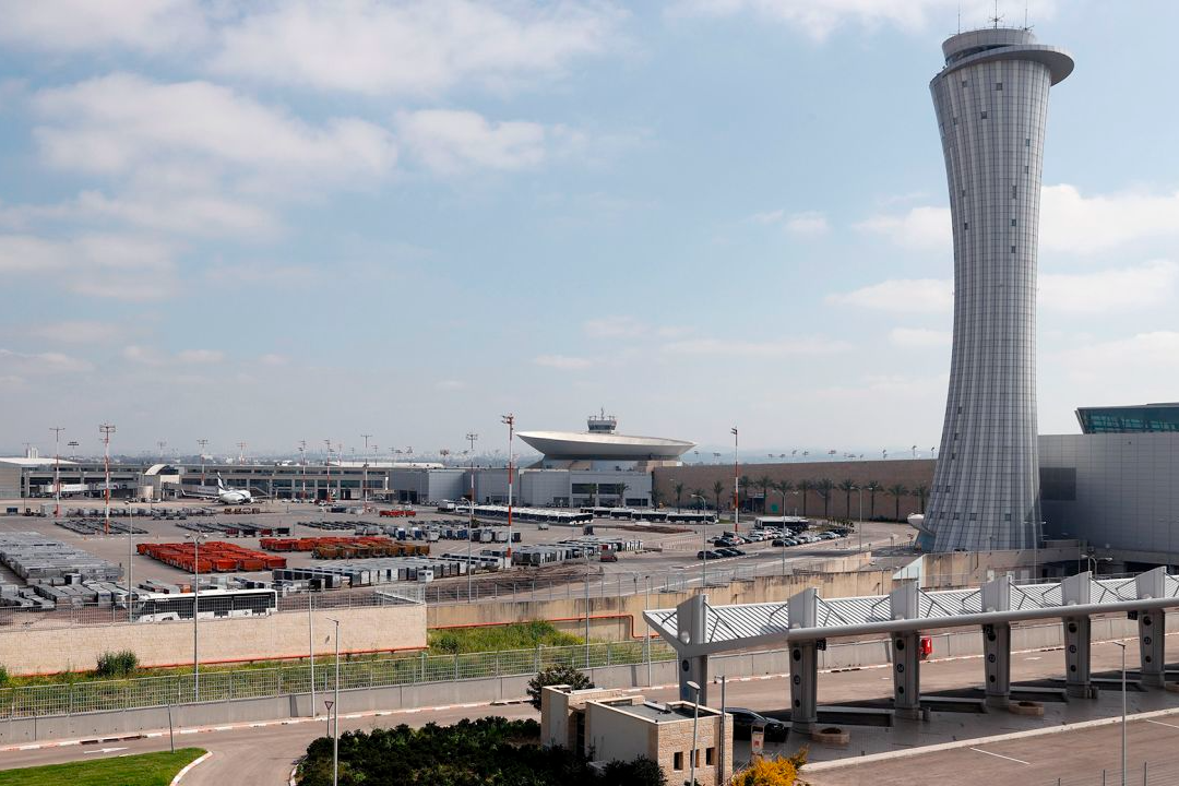  [CNN] 티켓 없는 아기 이스라엘 공항 체크인에 두고 가...