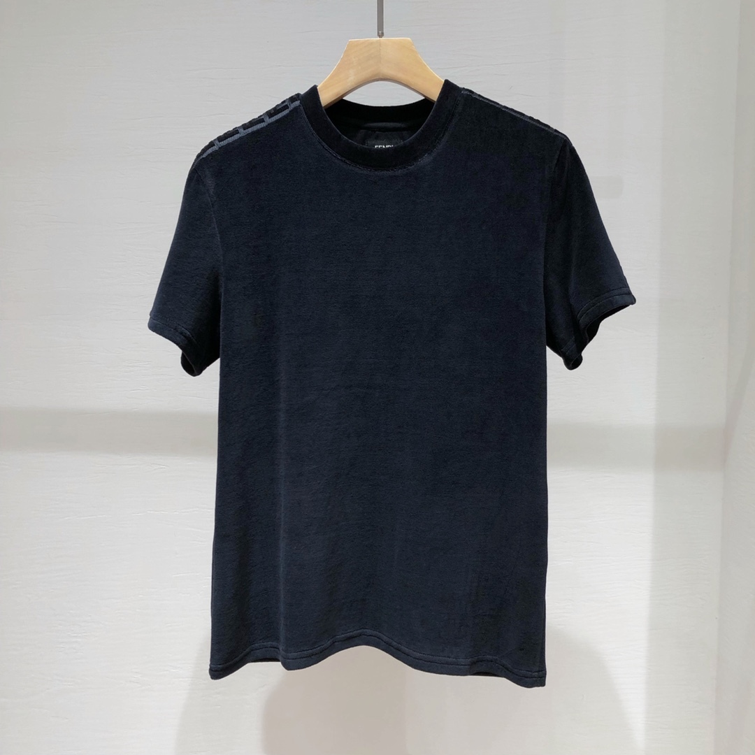  [FENDI] 펜디 벨벳 사이드 F 로고 반팔 티셔츠