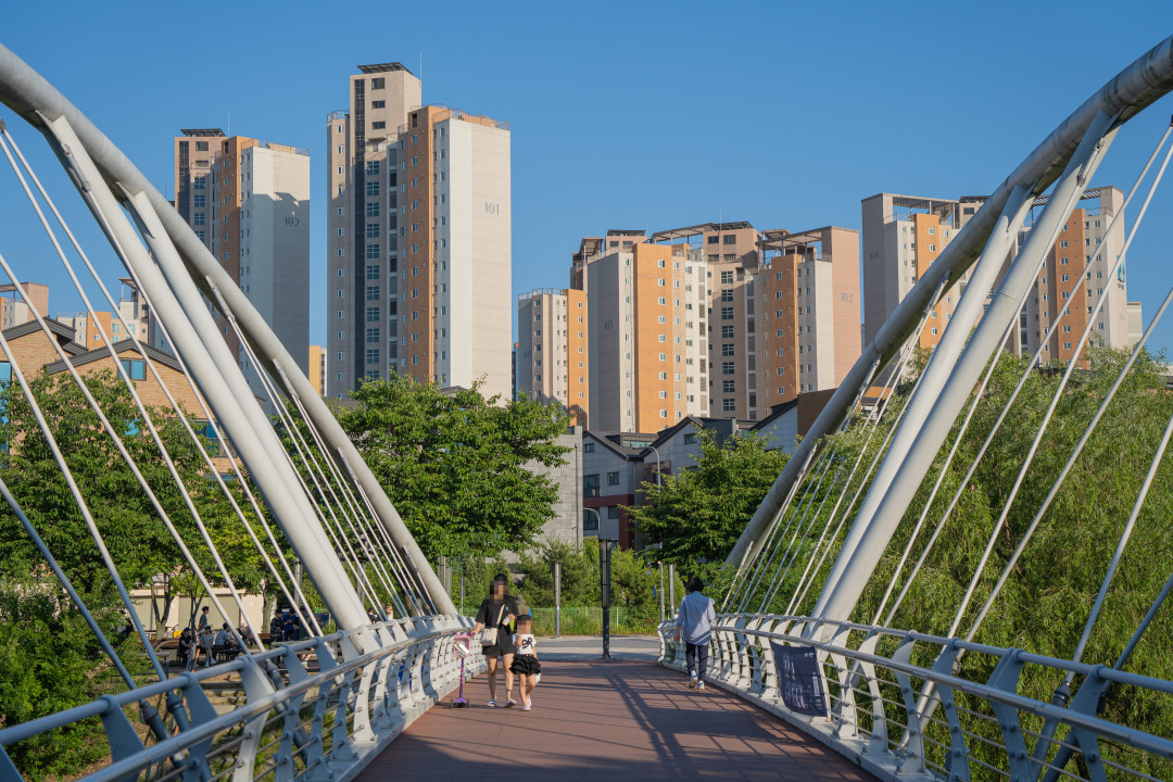 신동 수변공원 다리