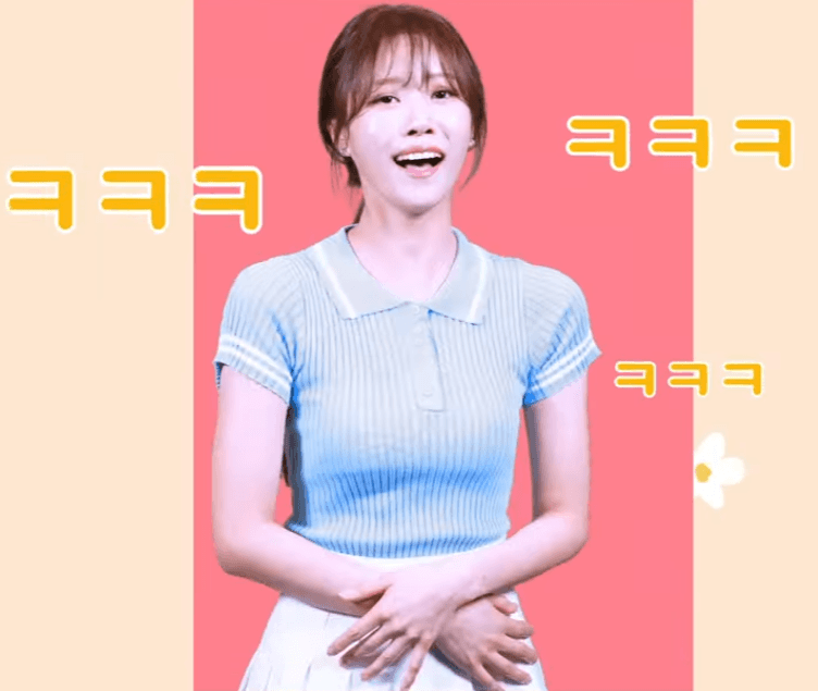 [연예] [움짤]         [러블리즈] 이미주 ..... 농협 지면 광고 촬영 스케치 -  와이드섬