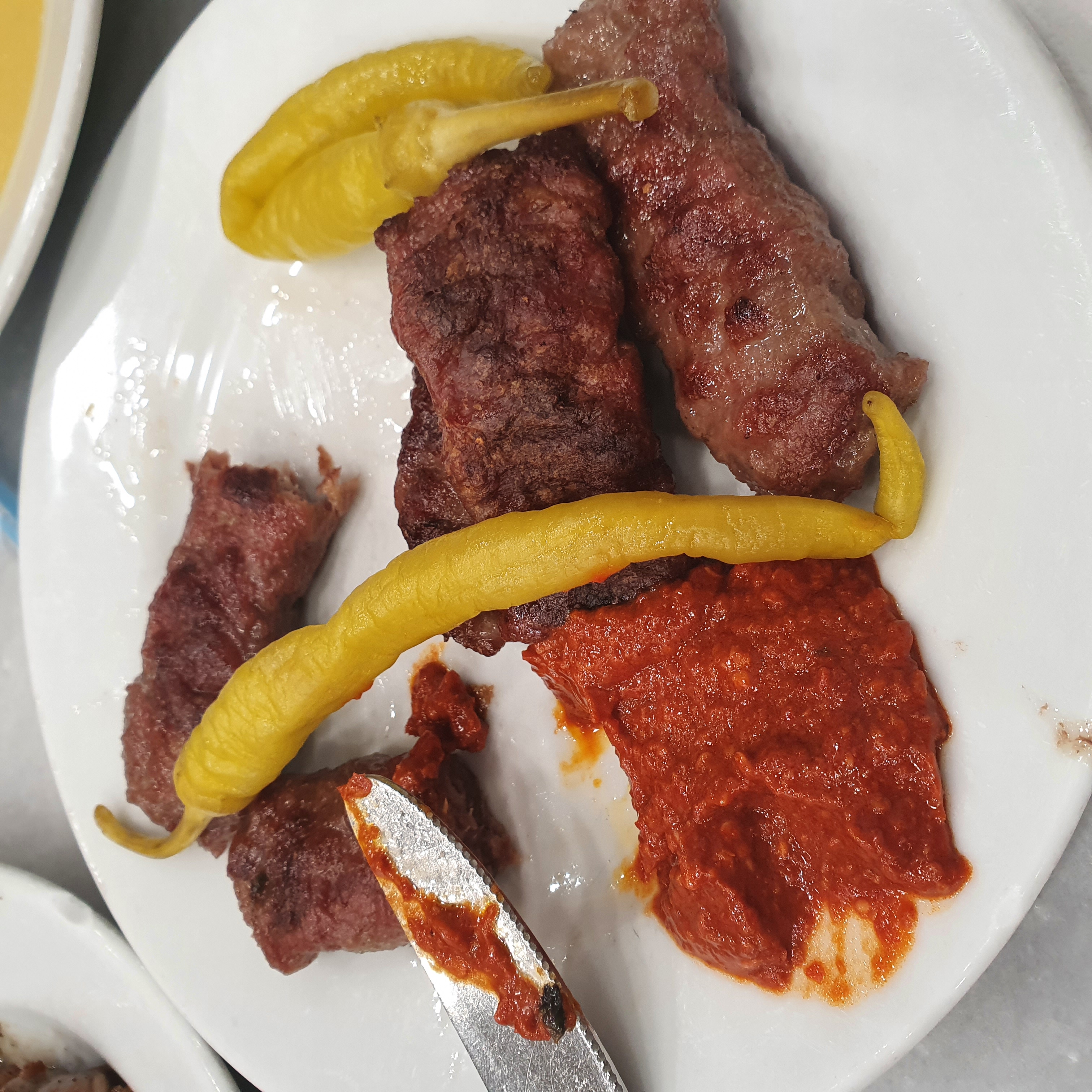 터키 이스탄불 여행 2 - 블루모스크 뷰 루프탑 바 백년넘은 현지 맛집 추천 밤 산책