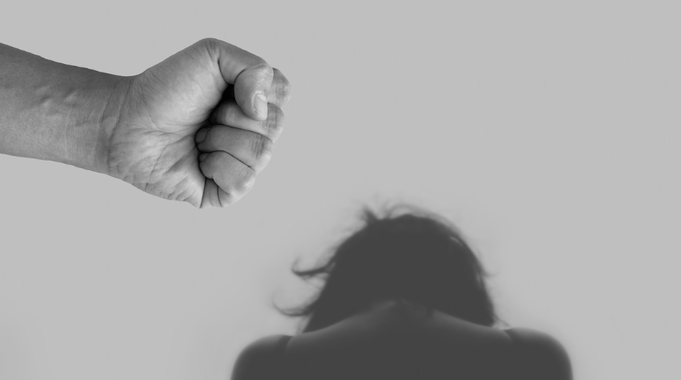  데이트 폭력 사례: 사랑과 학대의 경계