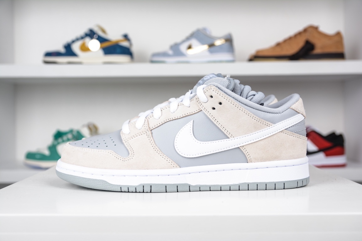  [NIKE] G 나이키 SB 덩크 로우 서밋 화이트 SUMMIT WHITE AR0778-110