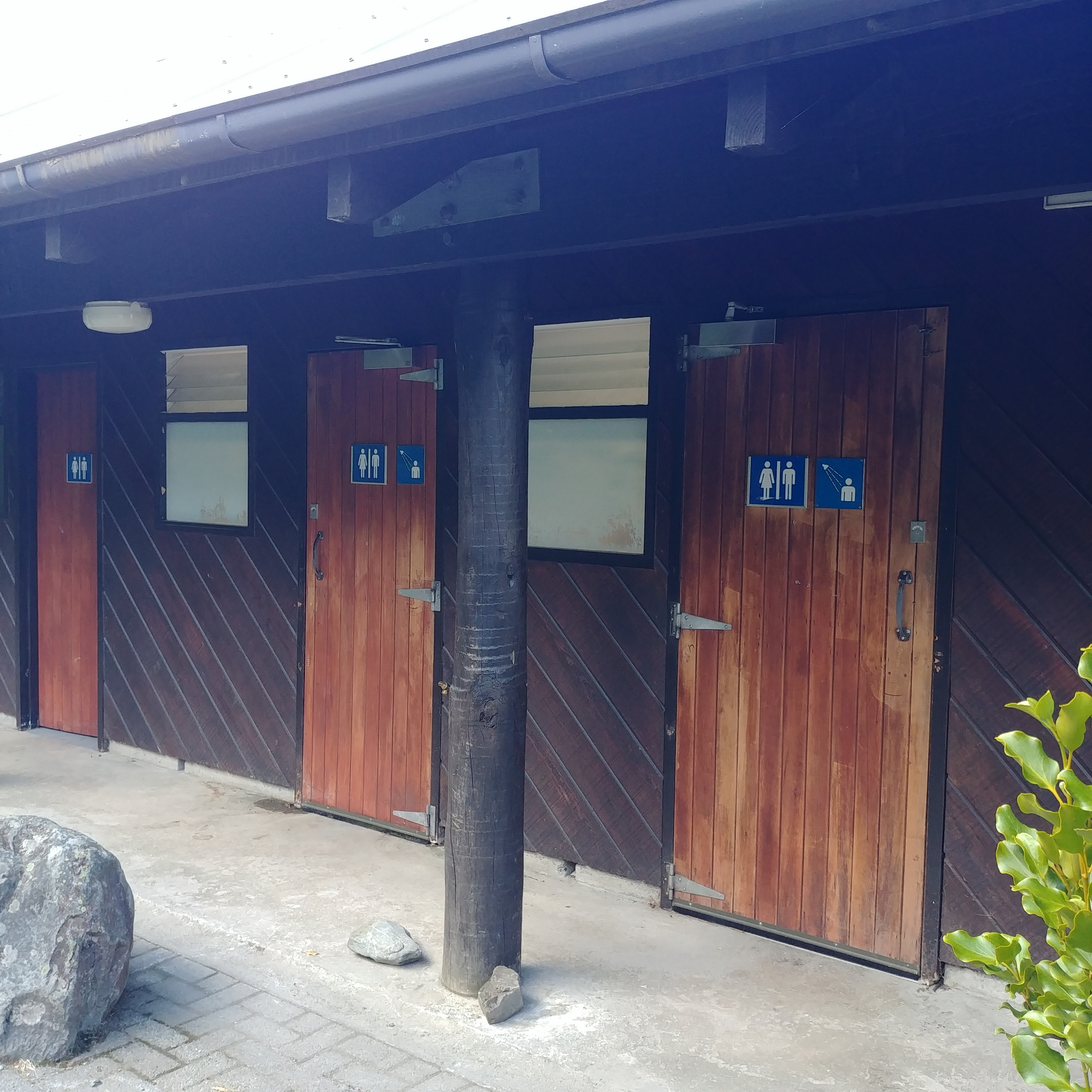 Mt Cook Village Public shelter
