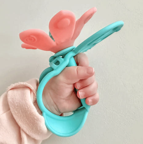 꽃잎 치발기