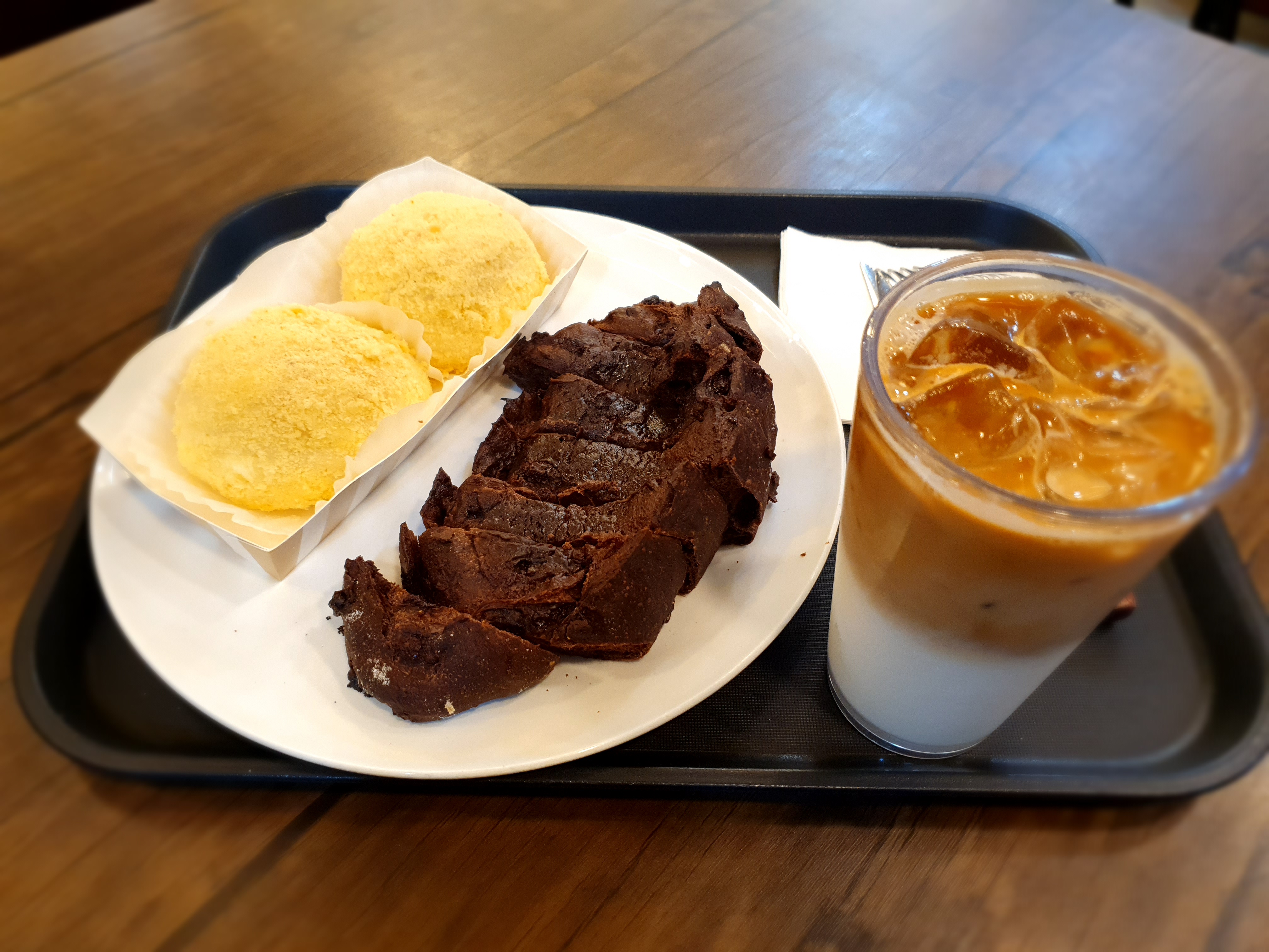  진주 더슬로우