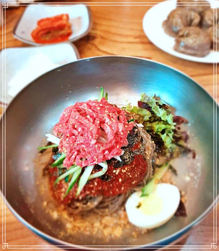 생생정보 한우 사골 우거지탕 강원 횡성 맛집 5월 9일 전설의 맛 34년 전통 한우육회 막국수 위치