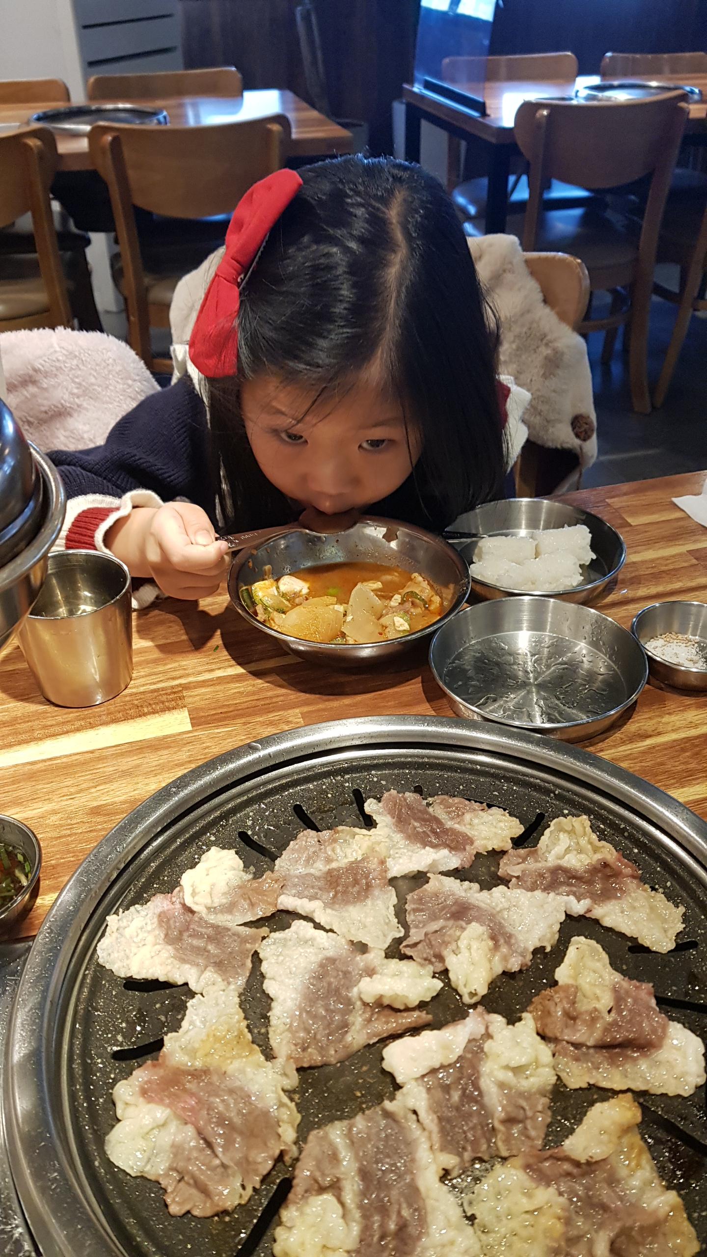  소개를 조금 드리자면