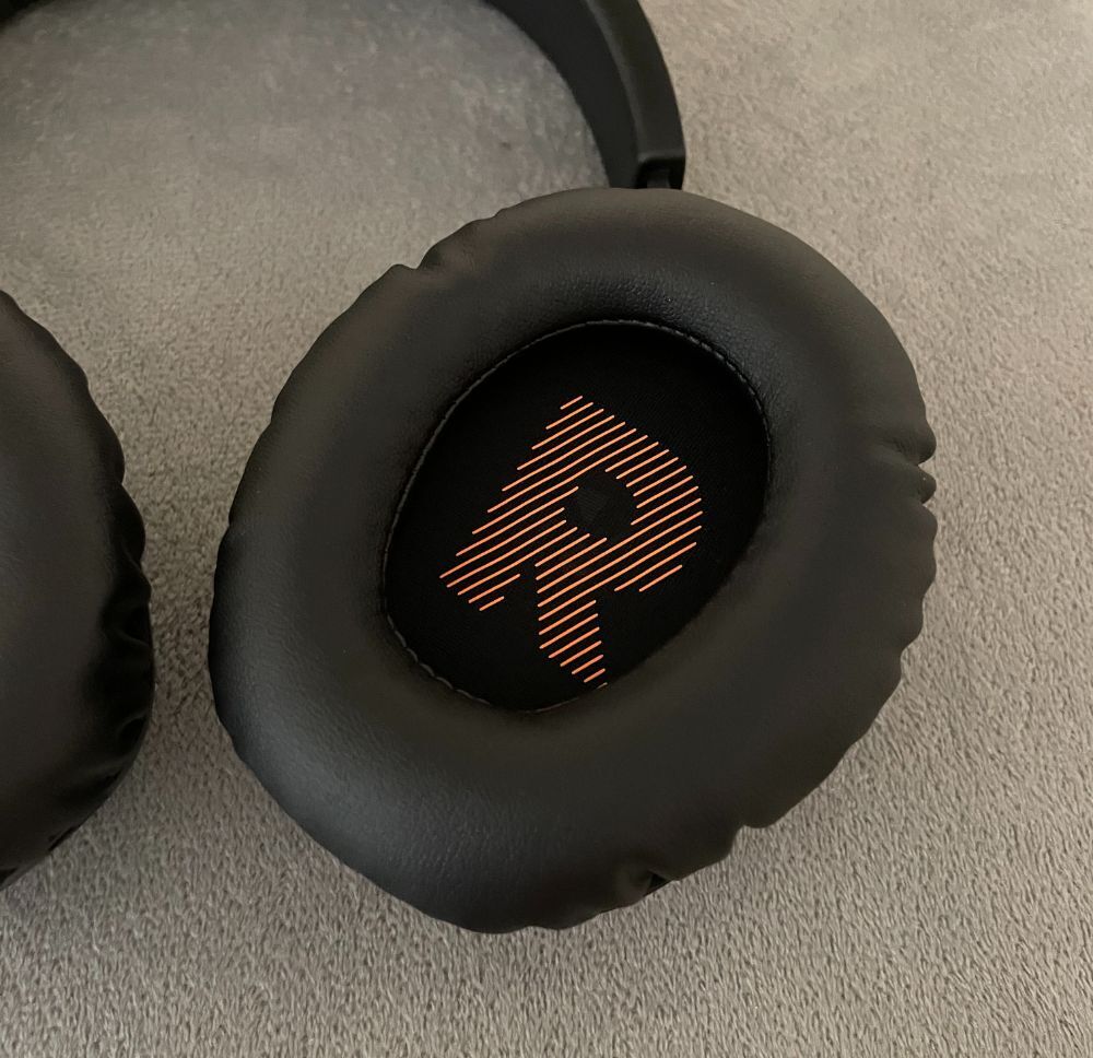 JBL Quantum 350 헤드셋 리뷰