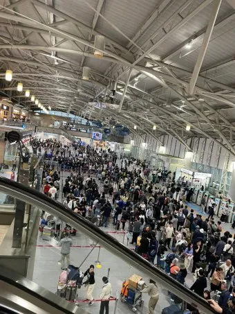 김해공항 앞 이미지