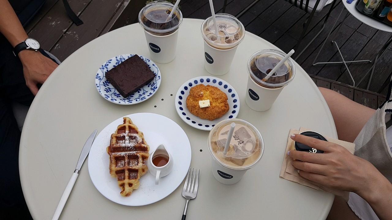 서울 남산타워 분위기 좋은 카페 POUNDZ - 커피 & 빵