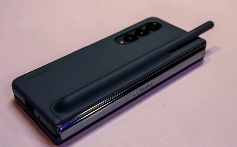 Samsung Galaxy Z-Fold 4-S 펜 및 케이스